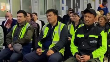 Численность занятого населения в ключевых отраслях экономики продолжает расти