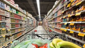 В Казахстане продолжают снижаться цены на социально значимые продукты