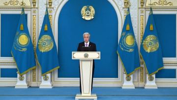 Глава государства встретился с победителями и призерами международных олимпиад