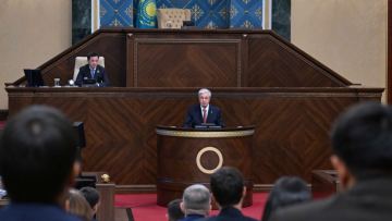Глава государства на заседании Курултая предложил кандидатуры на должности Вице-Президента и Премьер-министра