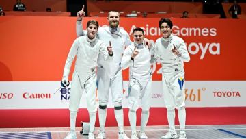 КАЗАХСТАНСКИЕ ШПАЖИСТЫ — ЧЕМПИОНЫ АЗИАТСКИХ ИГР!