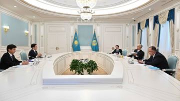 Правительство начало внедрение ИИ в систему среднего образования
