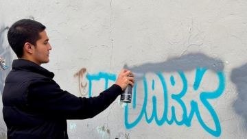 Столичная молодежь закрасила нарко-граффити