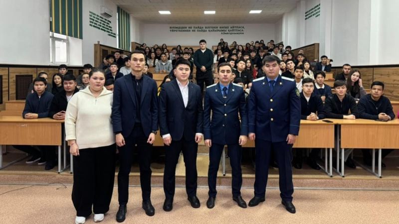 Прокуратурой района «Алматы» проведена профилактическая лекция для студентов ЕНУ