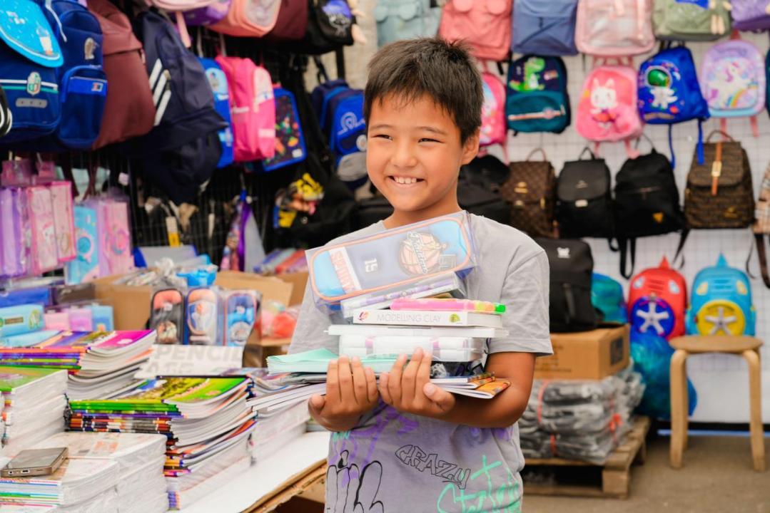 «Дорога в школу»: стартовала ярмарка школьных товаров