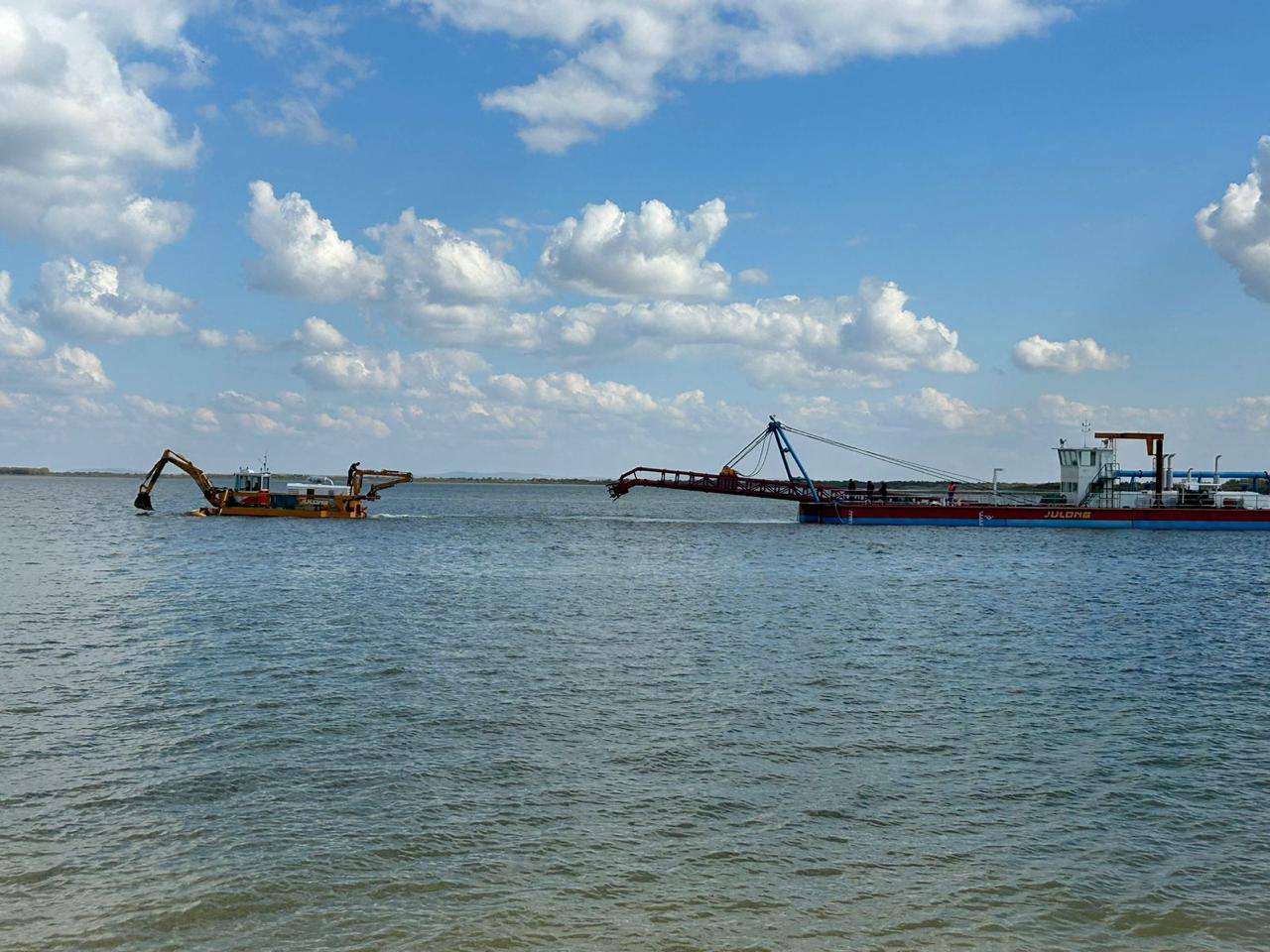Астанинское водохранилище очищают от донных отложений
