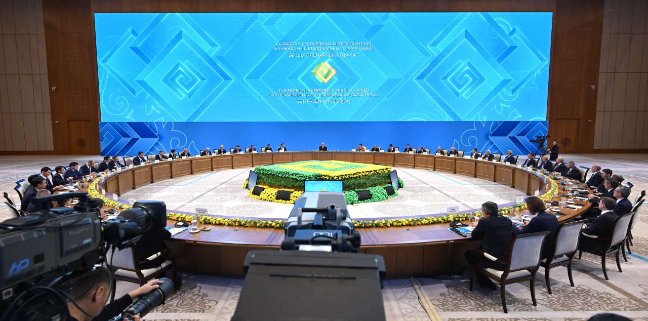 Казахстан намерен добывать от 100 млн тонн нефти в год - Президент