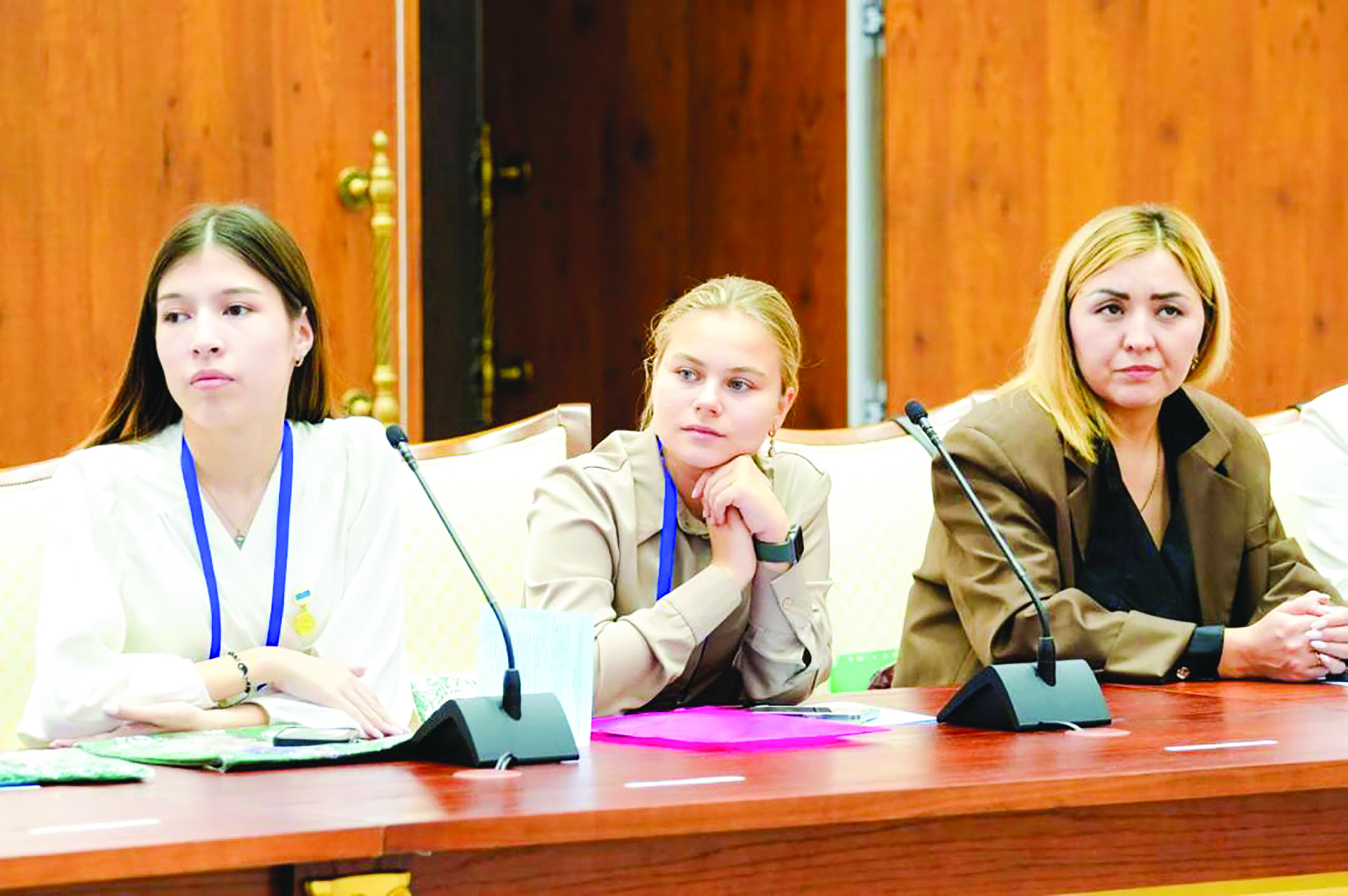 Уроки ведут депутаты