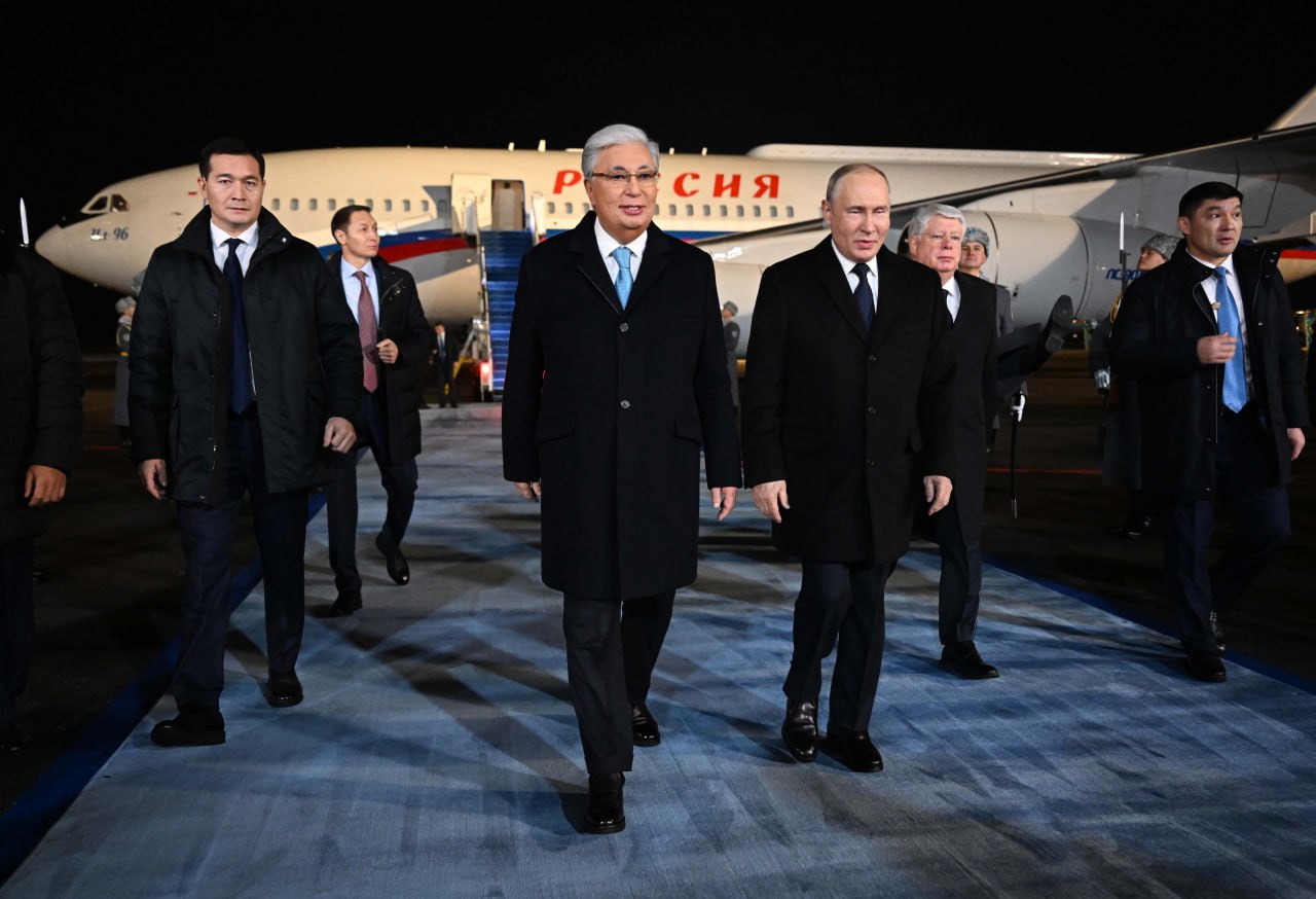 Президент Российской Федерации Владимир Путин прибыл в Астану
