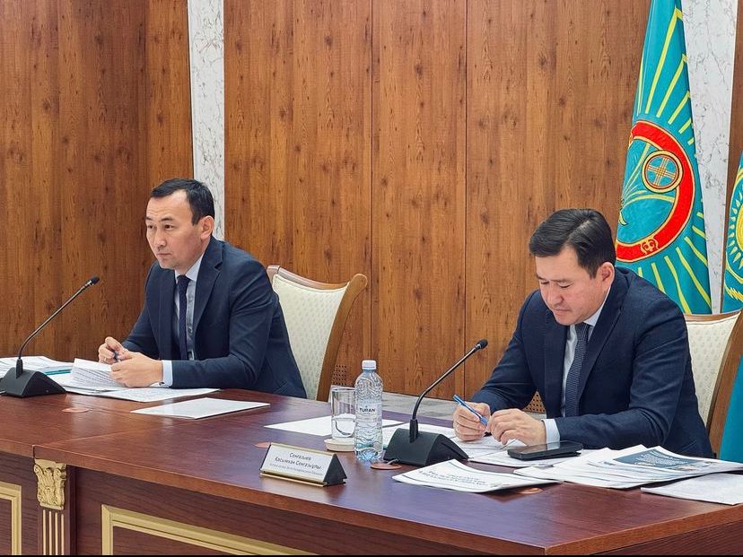Как в столичных школах предупреждают буллинг