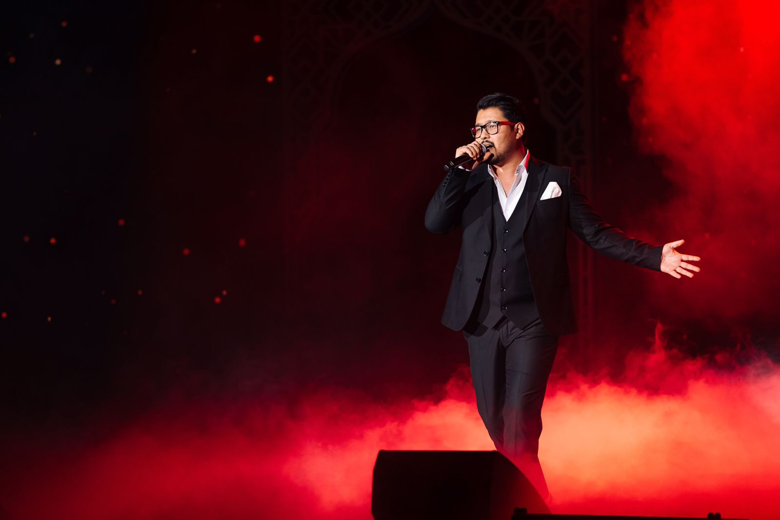 «Восточный базар в Казани» покорился Айдыну Жумабаеву!