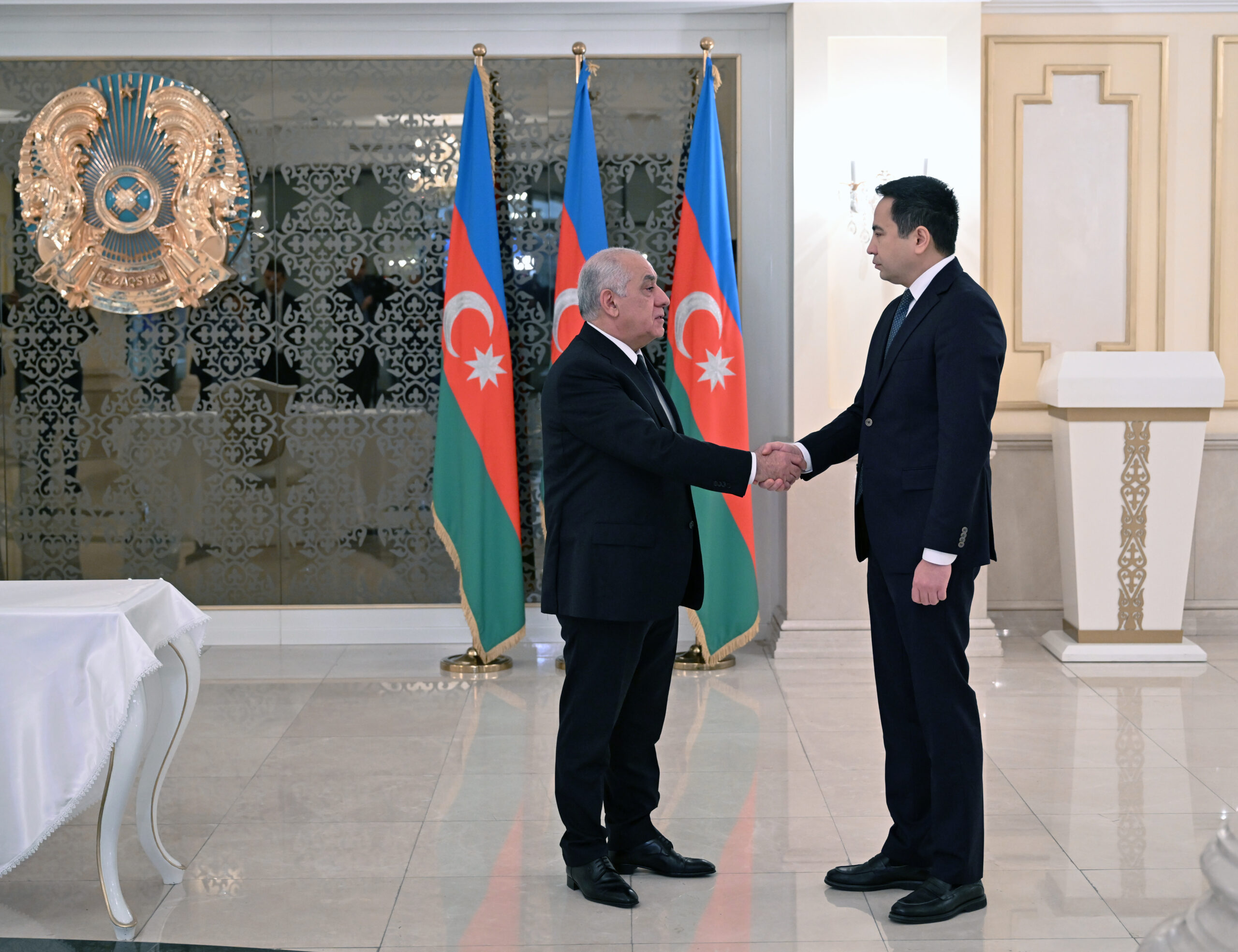 Авиакатастрофа в Актау: Премьер-министр Азербайджана поблагодарил Казахстан за поддержку