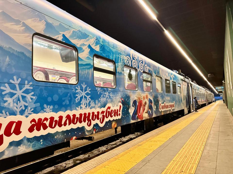 Новогодний электропоезд запустили из Астаны в Кокшетау и Атбасар