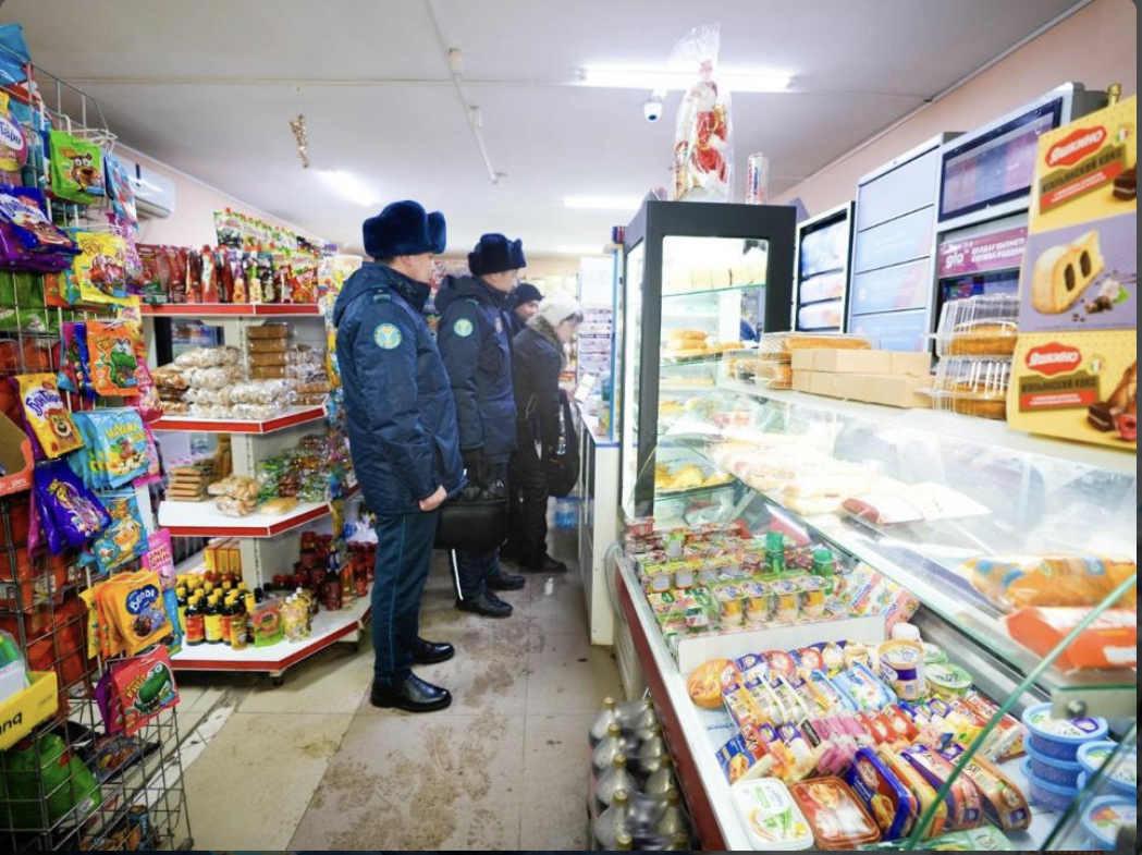 Рейд по борьбе с незаконной продажей насвая провели в столичном районе Алматы