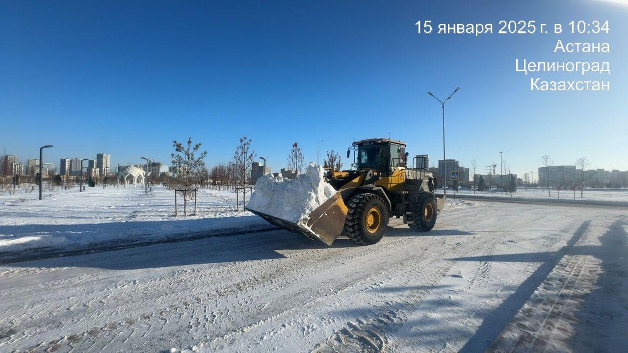 Более 32 тысяч кубометров снега вывезли за ночь из Астаны