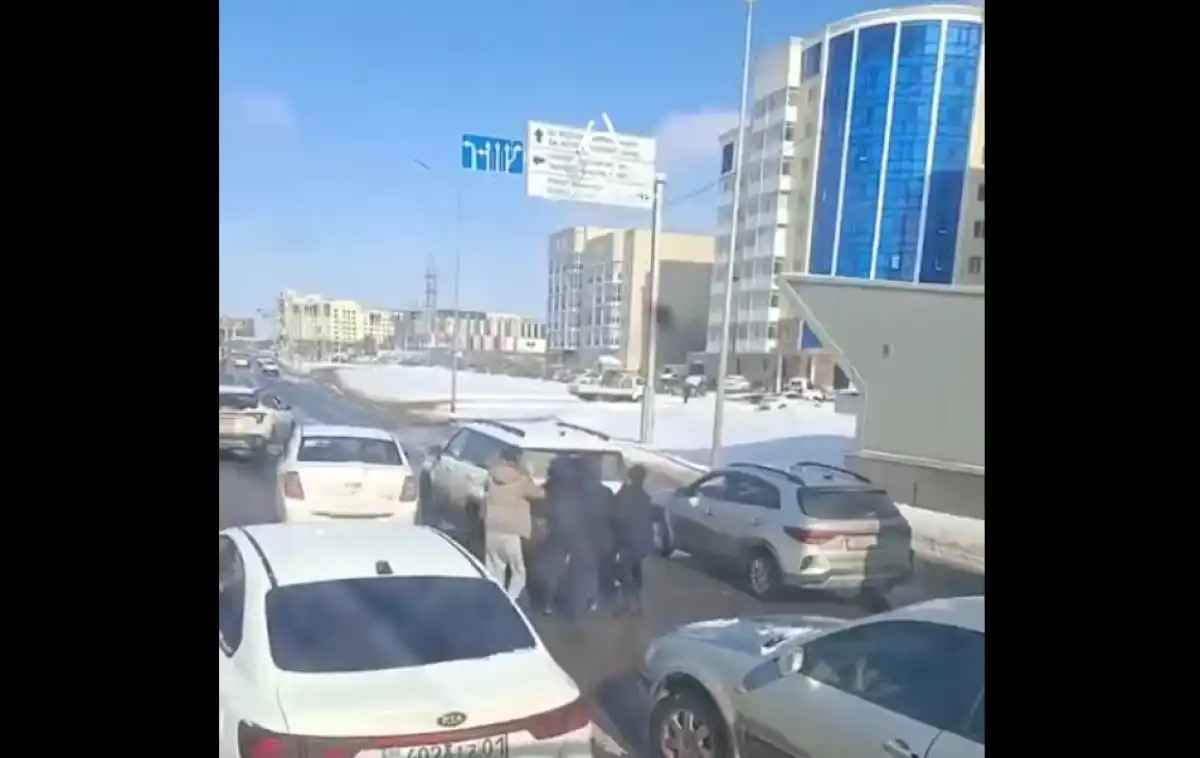 В Астане арестовали водителей, подравшихся на проезжей части