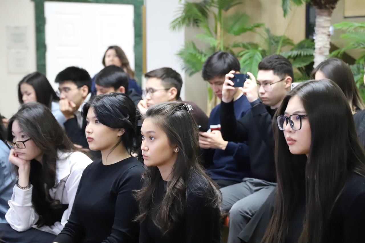 Студенческая Ассамблея Maqsut Narikbayev University поддержала новую Конституцию