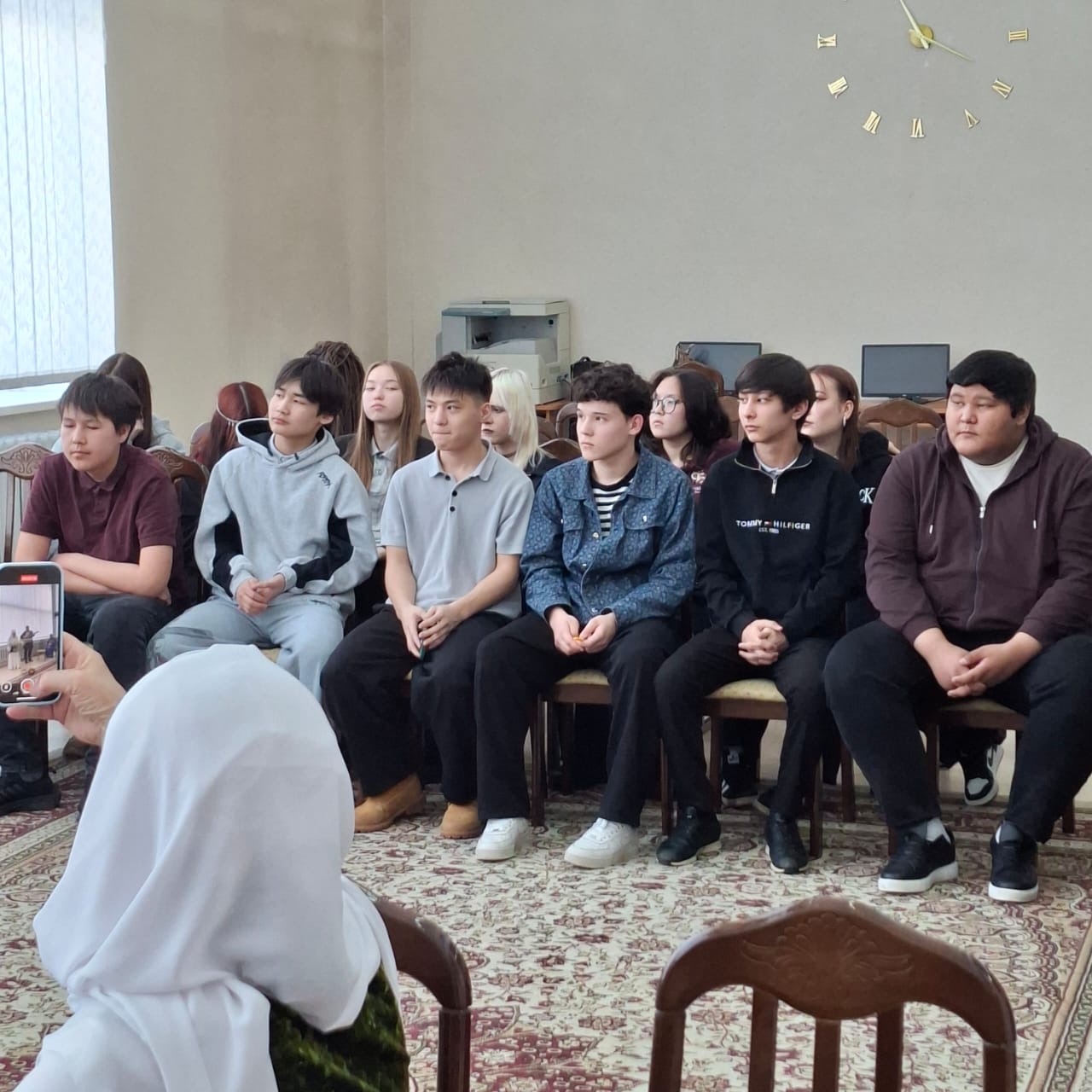 Национальные традиции
