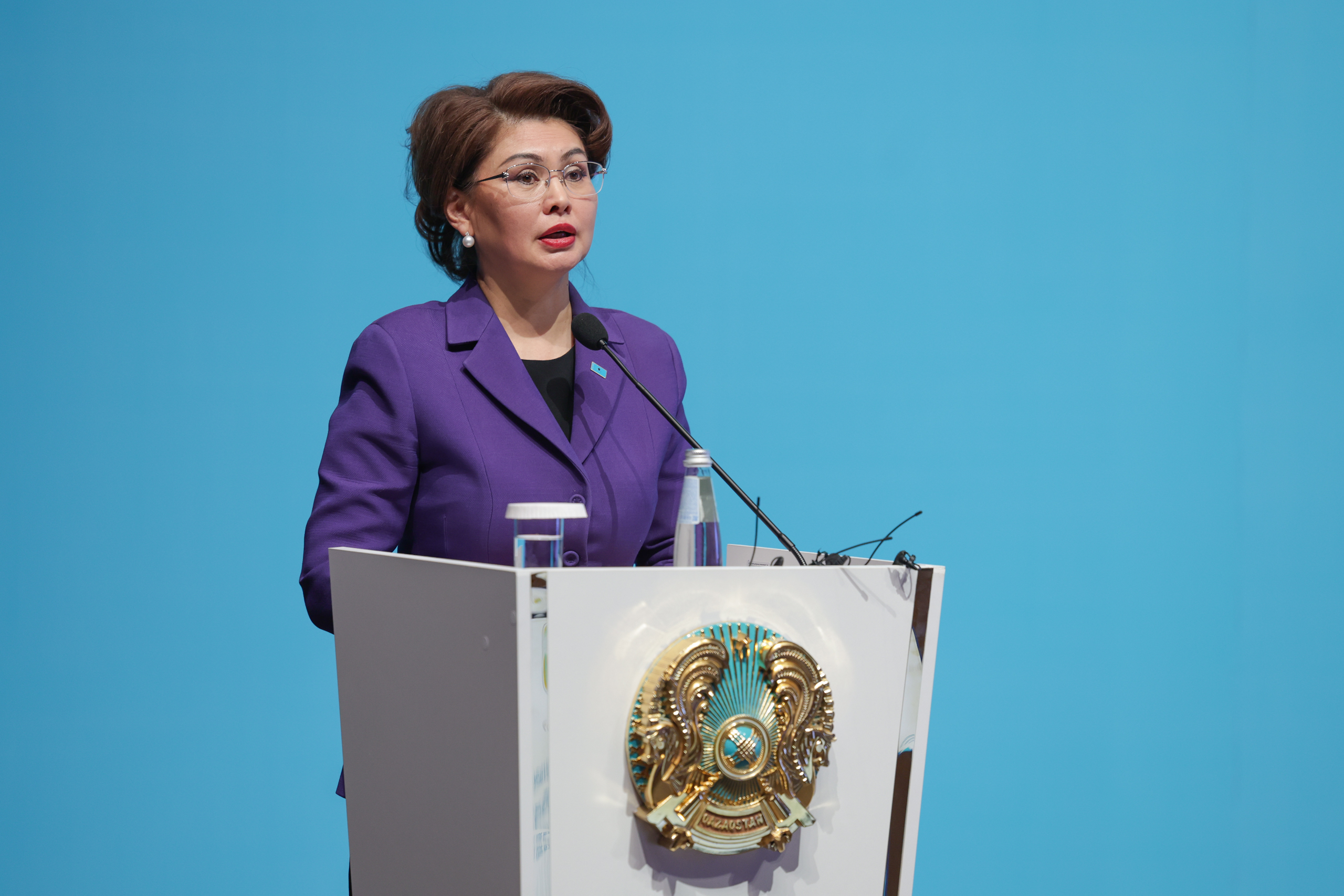 Казахстан обновляет миграционную политику для привлечения инвесторов и специалистов