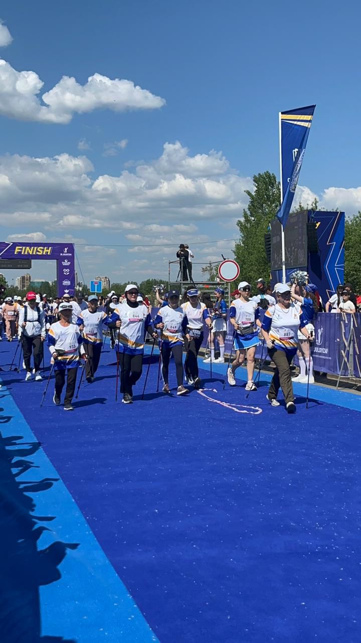 BI Marathon: 88-летний астанчанин принял участие в забеге