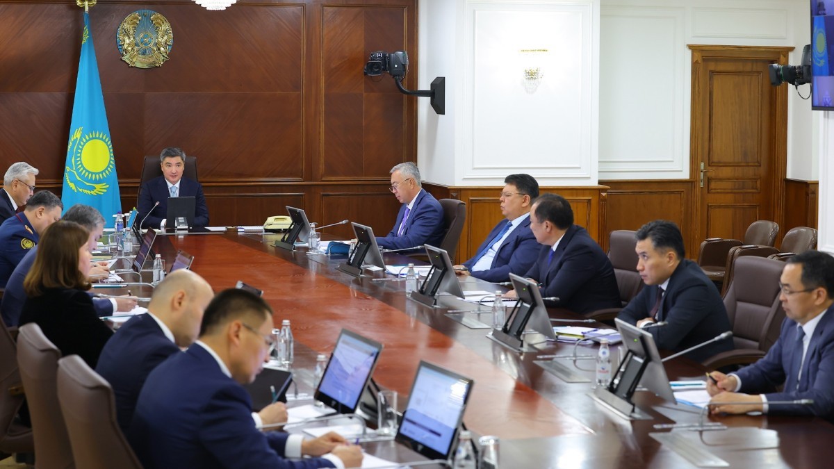 Олжас Бектенов провел совещание по исполнению поручений Президента, данных в выступлении на экоакции «Таза Қазақстан»
