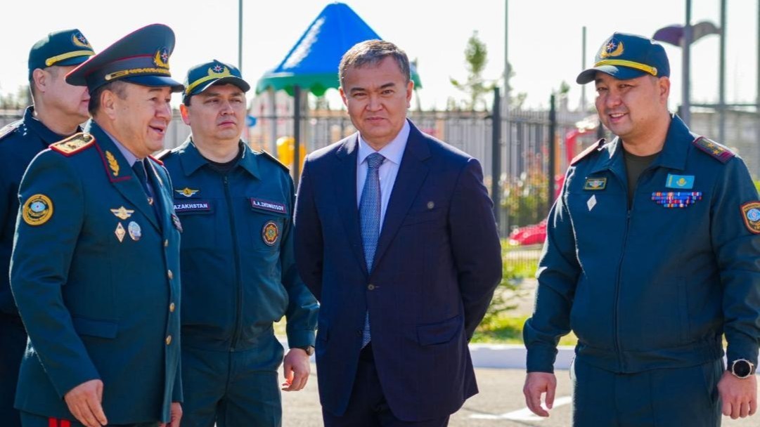 Аким Астаны: автопарк ДЧС пополнился на 15 единиц спецтехники