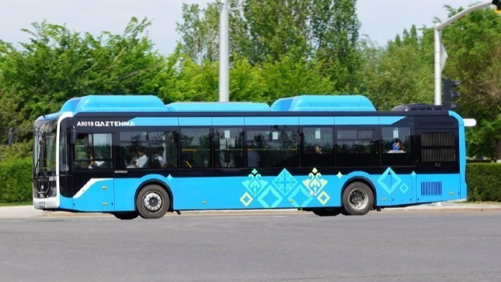В Астане утвердили тарифы на городские и пригородные автобусные маршруты