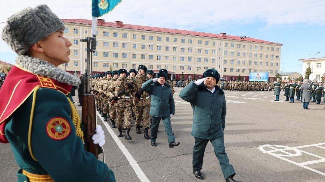 В Астане около 750 гвардейцев приняли военную присягу