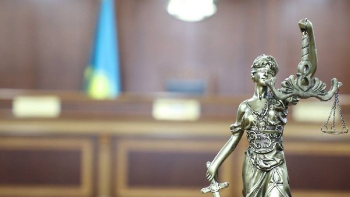 Вымогали 3,76 млн тенге: в Астане осудили двух мужчин